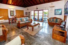 Captain's Quarters living area